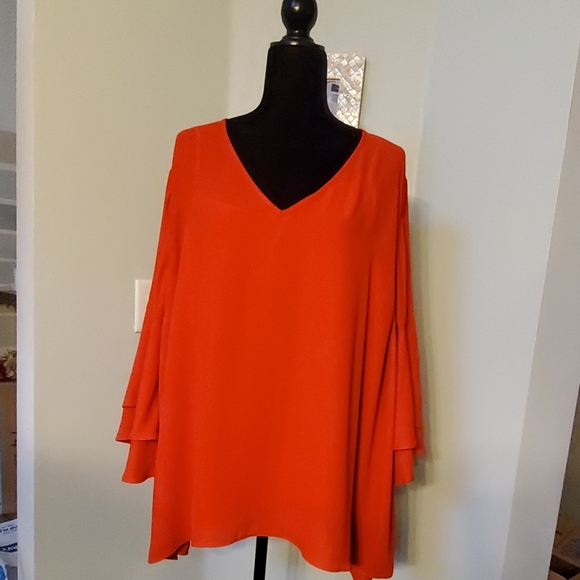 NEW The Limited collection- Women's dress shirt 1X - Picture 1 of 7